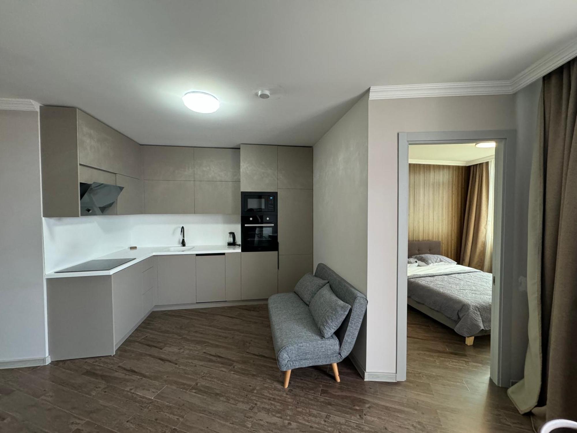 Pirosmani Mini Hotel Батумі Екстер'єр фото